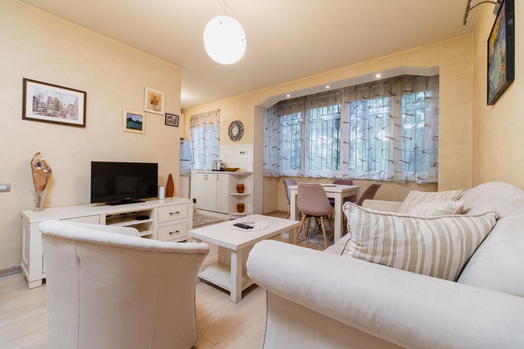 Elegant 1-Bedroom Apartment Plovdiv Bagian luar foto